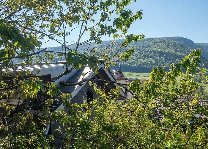 Tiny De L'aigle Lejlighed