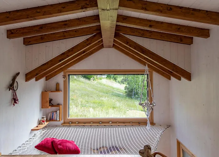 Tiny De L'aigle Appartement *